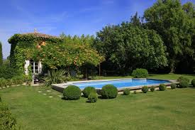 Jardin Champetre Avec Piscine A Monteux Realise Par Les Paysagistes Conceptuelles Pool Beautiful Dream Outdoor Decor
