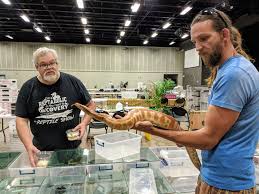 So in today's article i'm focusing on cat ownership as well as cool cat products i saw at global pet expo. Exotic Pet Expo Returns To Cullman The Cullman Tribune