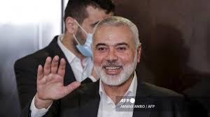 Kami karyawan pt pos, bumn pelat merah, tapi sekarang tertindas gaji kami sampai terlambat, ujarnya. Sosok Ismail Haniyeh Pemimpin Hamas Yang Kirim Surat Ke Jokowi Pernah Lolos Dari Upaya Pembunuhan Tribunnews Com Mobile