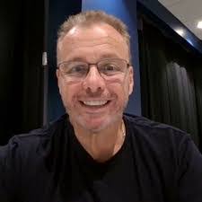 Justin Wing's Instagram, Twitter & Facebook