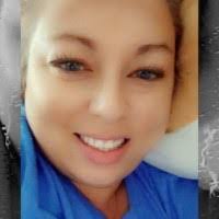 Amanda Dingler's Instagram, Twitter & Facebook