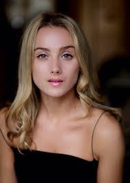 Aimee Barrett's Instagram, Twitter & Facebook