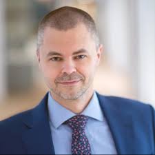 Meet Our Faculty and Speakers