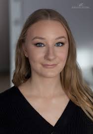 Kasia Bartoszynska MakeUp Artist & Photographer