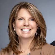 Gwen Schultz's Instagram, Twitter & Facebook