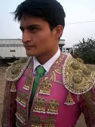 Perú Taurino: DAVID GAMARRA OREJEADO EN AUCARÁ (AYACUCHO)