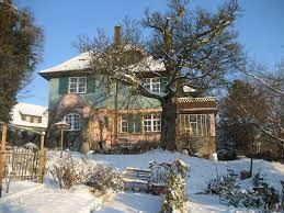 Twitter yelp facebook foursquare www.hessenhaus.com. Mia Und Hermann Hesse Haus Das Hesse Haus In Gaienhofen