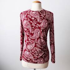 Floral paisley pattern are worn for decorative purposes around the neck, typically paired with a shirt with a neck collar, and instantly make an outfit more formal. Sunnygal Studio Sewing Burda 11 2018 113 Knit Top With Neckline Modification Plus Pants To Match
