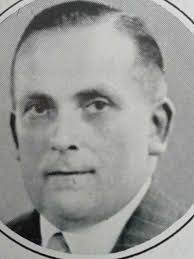 Here we have the Woolworth History of Mr Charles Curtis (1899-1994) Mr  Curtis joined the Company in September 1919 at the age of 20 ... His first  Store Manager Appointment was in