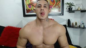 Muscle BodyBuilder Posing Completely Nude - Special watch online