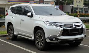 With impeccable driving dynamics and an upscale interior, it offers significantly more sophistication than the outlander sport. Mitsubishi Pajero Sport Wikipedia