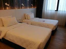 Cairnhill hotel kuala lumpur puts the best of kuala lumpur at your fingertips, making your stay both relaxing and enjoyable. Elegant Stay In Busy Jalan Ipoh Kuala Lumpur Review Of Cairnhill Hotel Kuala Lumpur Kuala Lumpur Malaysia Tripadvisor