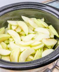 Crock Pot Apple Crisp With Vanilla Sauce Recipe Green Apple Recipes Crockpot Apple Crisp Granny Smith Apples Recipes