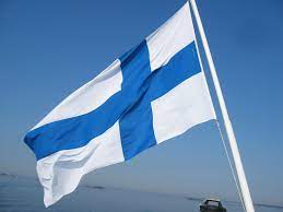 Flagge von finnland in abgerundetem grunge pinselstrich. Souvenirs Schlusselanhanger Finnland Flagge