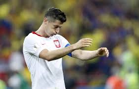 Paulo sousa poupa lewandowski técnico português vai testar equipa base diante da rússia, mas deixa avançado de fora a polónia terá hoje um particular frente à rússia, sendo este um jogo em que paulo sousa irá apresentar um onze próximo do que poderá atuar no europeu, mas em que lewandowski será poupado. Lewandowski Desfalca Polonia De Paulo Sousa Frente A Inglaterra Renascenca
