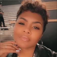 Alysia Mack's Instagram, Twitter & Facebook