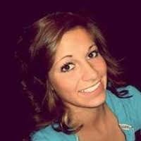 Kari Goddard's Instagram, Twitter & Facebook