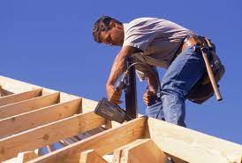 Best Carpenter Tools For Woodworking Contractors