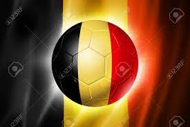 Последние твиты от voetbalbelgie (@voetbalbelgie). 3d Voetbal Met Belgie Team Vlag Wk Voet Brazilie 2014 Royalty Vrije Foto Plaatjes Beelden En Stock Fotografie Image 24898870