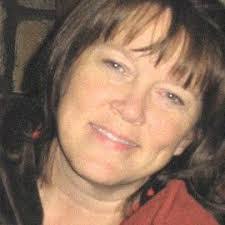 Shelly Dobbins's Instagram, Twitter & Facebook