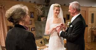 Erinnert ihr euch zum beispiel noch an laura und alexander oder moritz und theresa? Folge 2188 Sturm Der Liebe Ard Das Erste