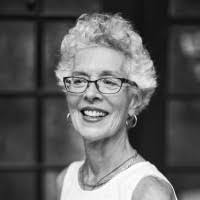 Dawn Hewitt's Instagram, Twitter & Facebook