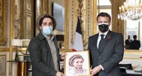 او در جنگ شوروی در افغانستان و جنگ‌های داخلی افغانستان نقش مهمی داشت. Ø¯ÛØ¯Ø§Ø± Ù¾Ø³Ø± Ø§Ø­ÙØ¯Ø´Ø§Ù ÙØ³Ø¹ÙØ¯ Ø¨Ø§ Ø±Ø¦ÛØ³ Ø¬ÙÙÙØ± ÙØ±Ø§ÙØ³Ù Ø§ÛØ³ÙØ§