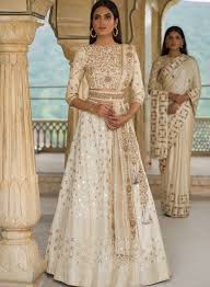 Beautiful Hand Embroidered Silk Lehenga Choli Traditional Heritage And Floral Are Used In E Indian Bridal Outfits Indian Wedding Outfits Indian Wedding Gowns