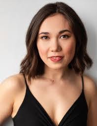 Jen Fong's Instagram, Twitter & Facebook