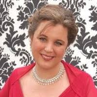 Nicole Galvan's Instagram, Twitter & Facebook