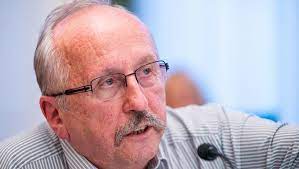 From july 2014 to july 2019, he served as a member of the european parliament, representing hungary for the democratic coalition. Reagalt A Dk Niedermuller Peter Kijelenteseire 24 Hu