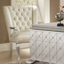 With the organic tones of ranch styling and the sophistication of modern rustic influences, carrollton brings a reclaimed warmth to furniture design. Michael Amini Furniture Designs Amini Com