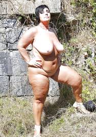 What hot wives do when their husbands are away. Thick Matures Adult Archive