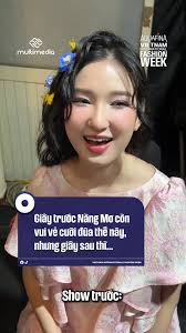 Giây trước Nàng Mơ cònvui vẻ cười đùa thế này,nhưng giây sau  thì...#AquafinaTuanLeThoiTrangQuocTeVietnam #PureStyleShines  #ToaSangPhienBanThuanKhiet #MultiMediaJSC