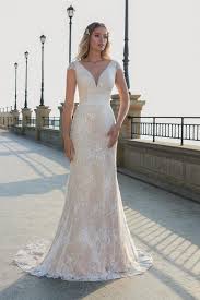 The murder of bianca michelle devins occurred on july 14, 2019 after she attended a nicole dollanganger concert. Angela Bianca Brautkleider Andrea S Brautboutique Ronshausen