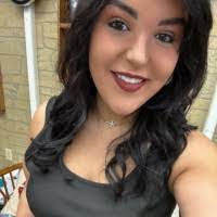 Meagan Davison's Instagram, Twitter & Facebook