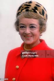 Lilly Wolff's Instagram, Twitter & Facebook