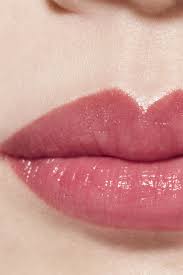 Chanel Les Beiges Healthy Glow Natural Eyeshadow Palette Light Les Beiges Healthy Glow Lip Balm Intense Chanel Lip Glow Chanel Lip Balm The Balm