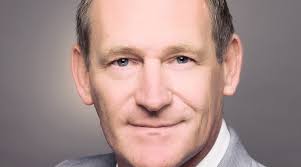 The bic / swift code provides information about the bank and branch where the money should. Rheinberg Neuer Chef Bei Der Deutschen Bank