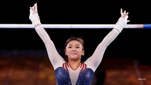 Carey, 21, was the second to compete on. Almltywtzh Jzm