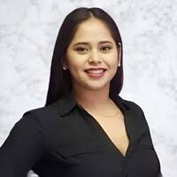 Ana Fiallos's Instagram, Twitter & Facebook