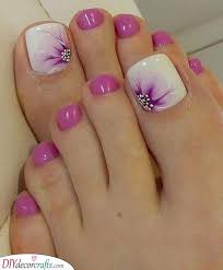 One stroke nails floral nail art japanese nail art manicure e pedicure flower nails. Summer Pedicure Ideas 30 Summer Toenail Designs