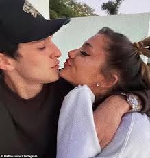 Gomez, a los angeles real estate agent, was first linked to the celebrity around valentine's day. Ariana Grande Is Madly In Love With Down To Earth Boyfriend Dalton Gomez Daily Mail Online