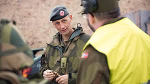 Eirik johan kristoffersen (born april 3, 1969, in bjerkvik) is a norwegian army general who serves as the head of the norwegian armed forces. Eirik Kristoffersen Overtar Som Haersjef Folkebladet