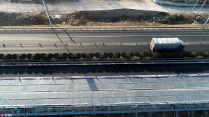 Compara y encuentra vuelos con descuento. China Eroffnet Weltweit Erste Solar Autobahn Utopia De