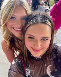 getting caught up in a moment with @taylorswift 🪩🩵✨💐