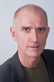 Spatial shifts of marine stocks and the resilience of polar resource  management (STOCHSHIFT)