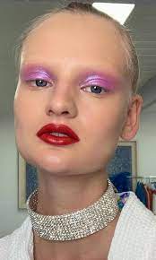 The Biggest Makeup Trends For Spring And Summer 2020 Makeup Trends Summer Makeup Summer Makeup Looks