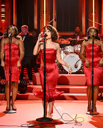 raye is in the building to talk her upcoming tour THIS TOUR MAY CONTAIN NEW MUSIC and perform “WHERE IS MY HUSBAND!” 📷 @toddowyoung