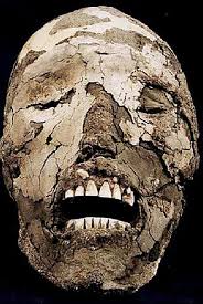 Before this discovery, the oldest known deliberate mummy was a child, one of the chinchorro mummies found in the camarones valley, chile, which dates around 5050 bc. Las Momias Mas Antiguas Del Mundo Ciencia El Mundo